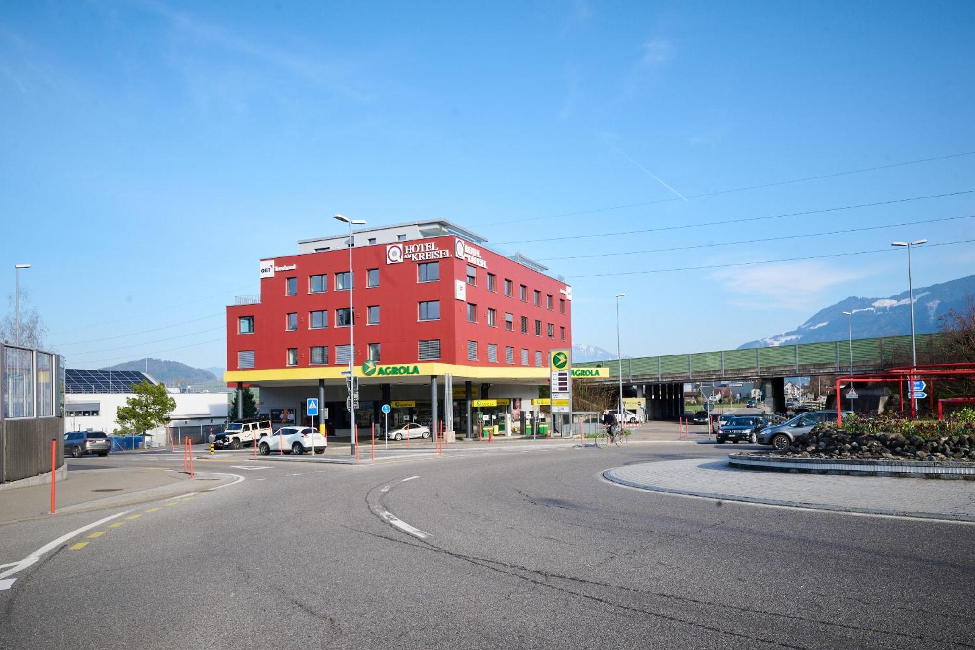 Hotel Am Kreisel Self-Check-In By Smart Hotels Lachen Esterno foto