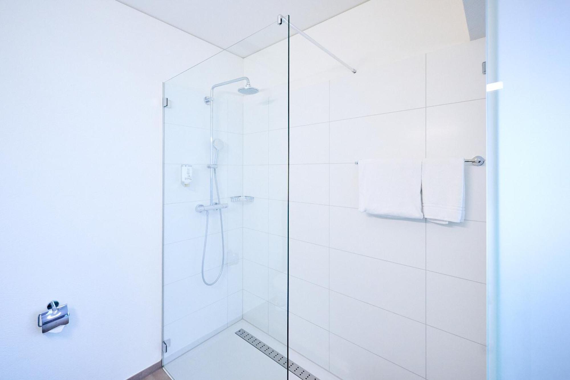 Hotel Am Kreisel Self-Check-In By Smart Hotels Lachen Esterno foto