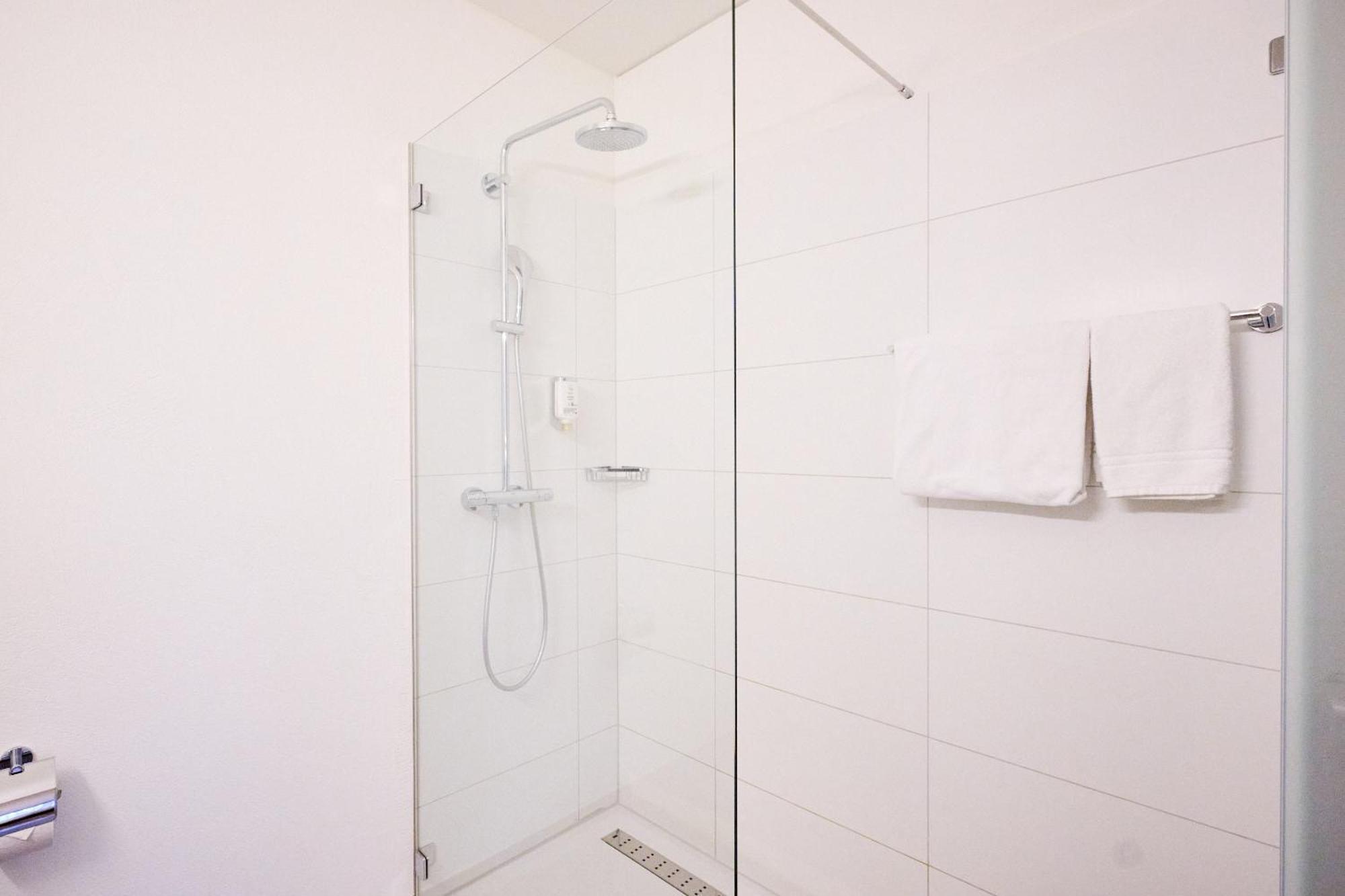 Hotel Am Kreisel Self-Check-In By Smart Hotels Lachen Esterno foto