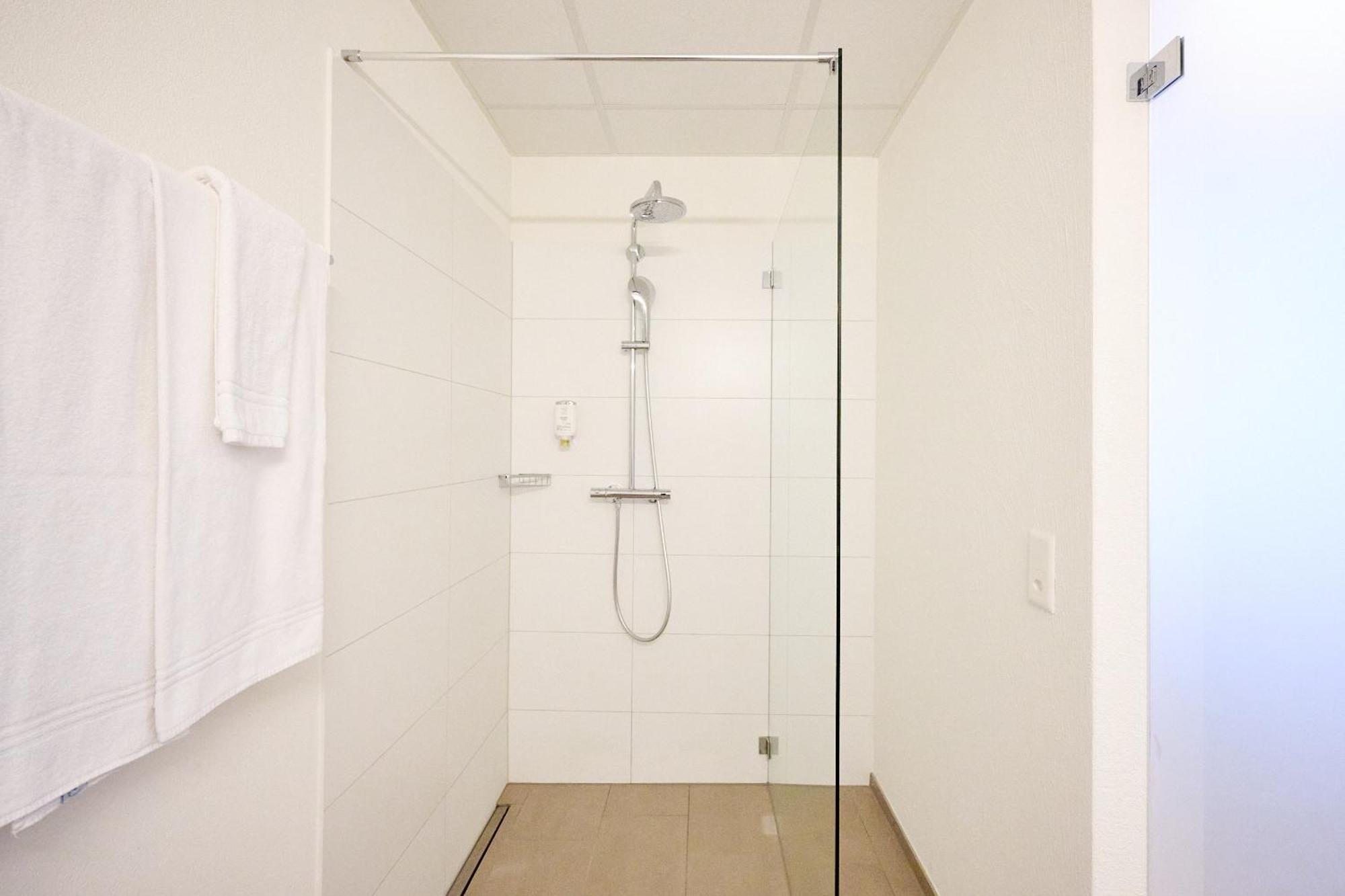 Hotel Am Kreisel Self-Check-In By Smart Hotels Lachen Esterno foto